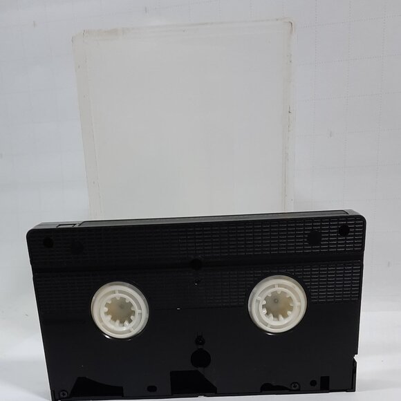 Praying Mantis Forms Kung-Fu  Vol 1  VHS Tape  Panther Prod.  SIFU Raul Ortiz - Picture 2 of 3